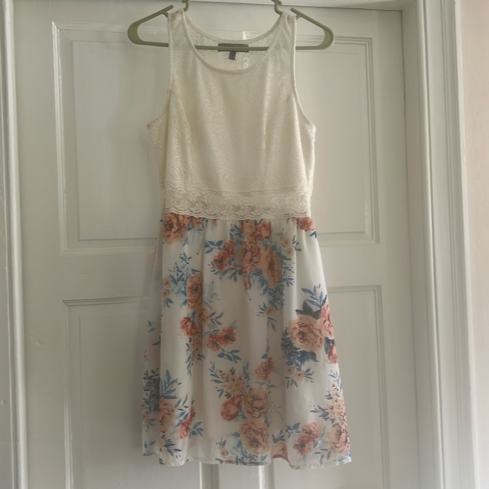L Bailey Blue floral dress with sheer Lace back and belly strip.
